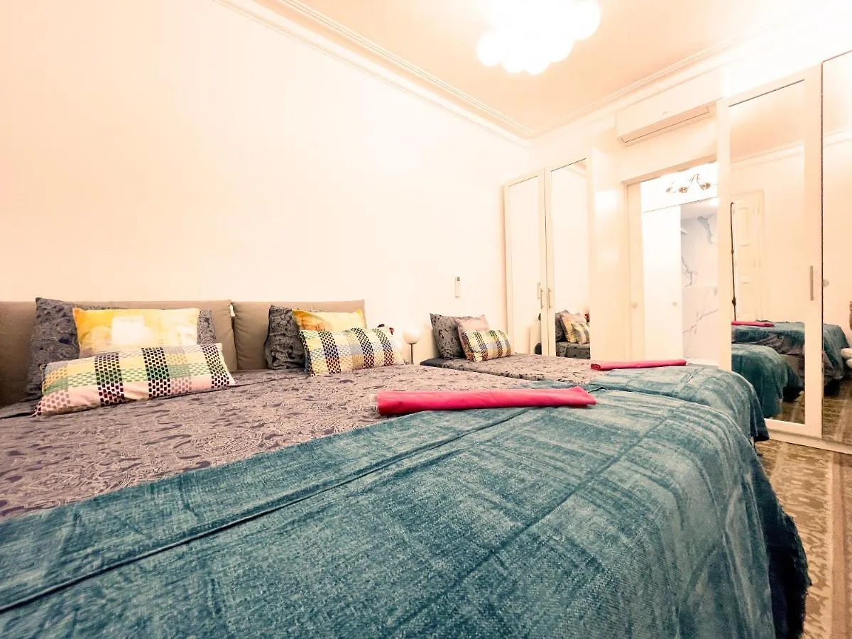 Bcn Centric Rooms Barcelona Hostel
