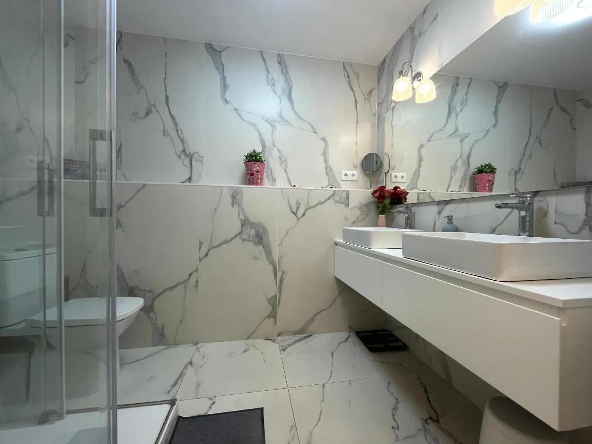 Hostel Bcn Centric Rooms Barcelona Spain
