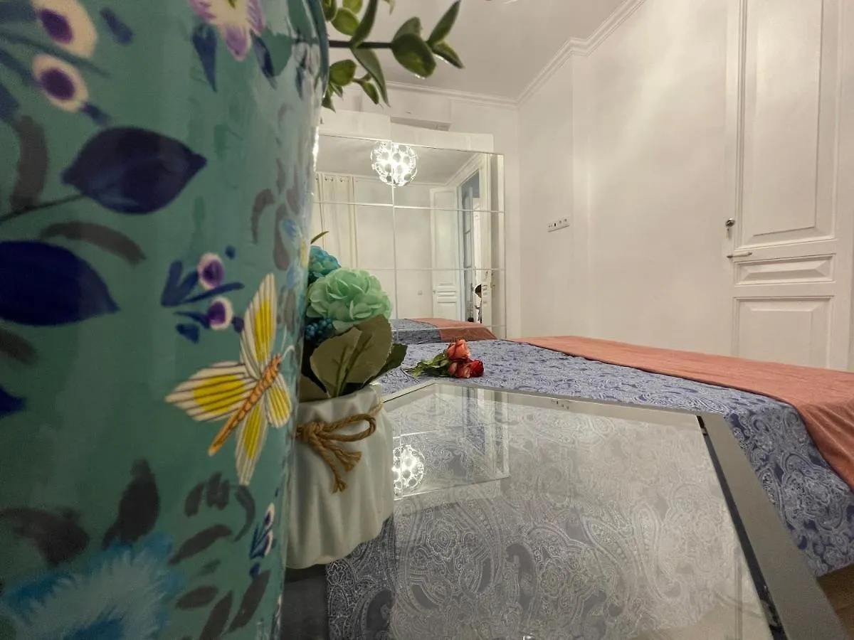 Bcn Centric Rooms Barcelona Spain