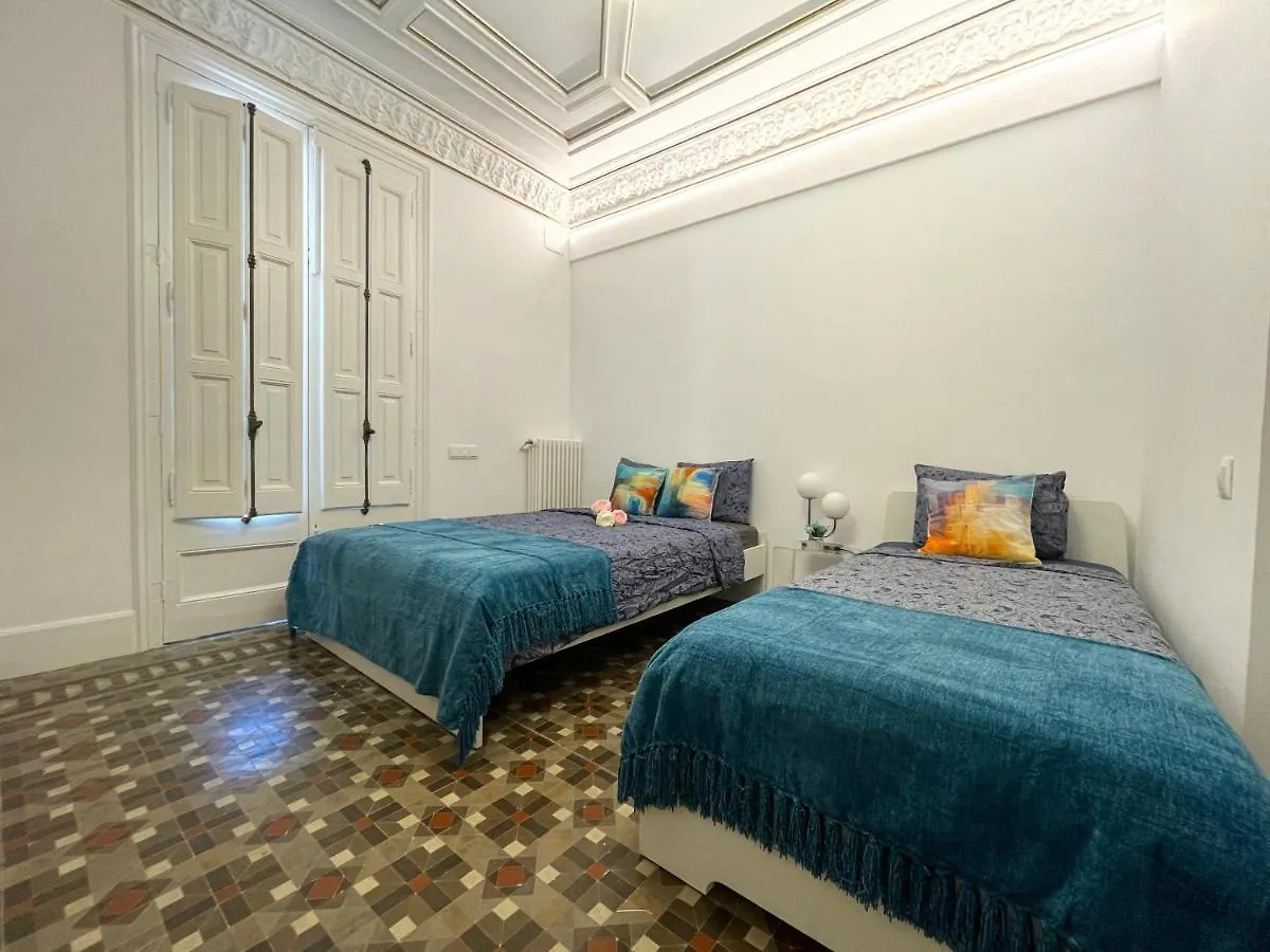 Bcn Centric Rooms Barcelona Hostel