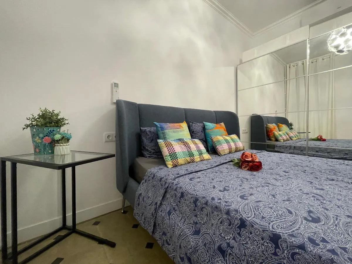 Hostel Bcn Centric Rooms Barcelona Spain