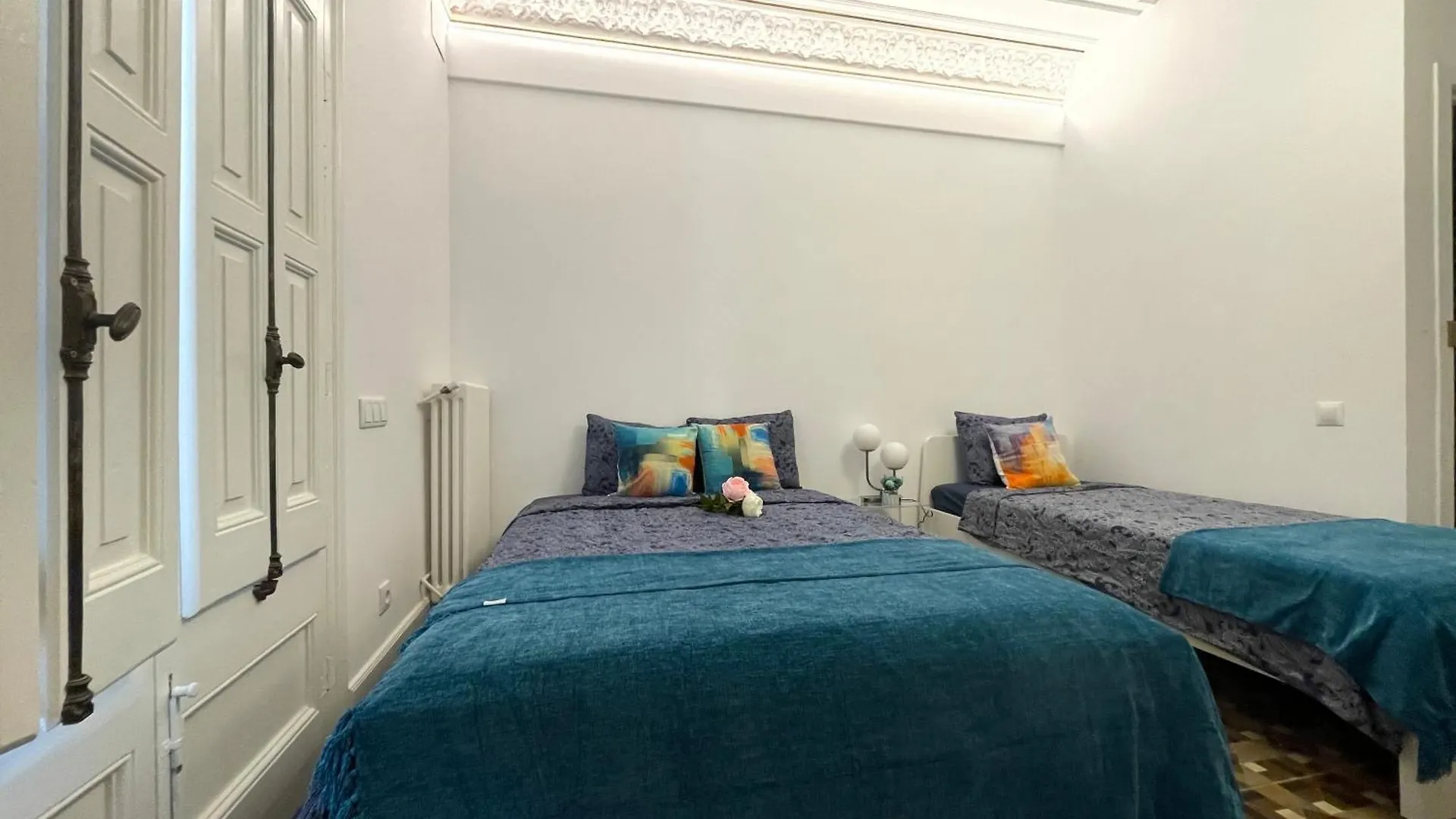 Hostel Bcn Centric Rooms Barcelona