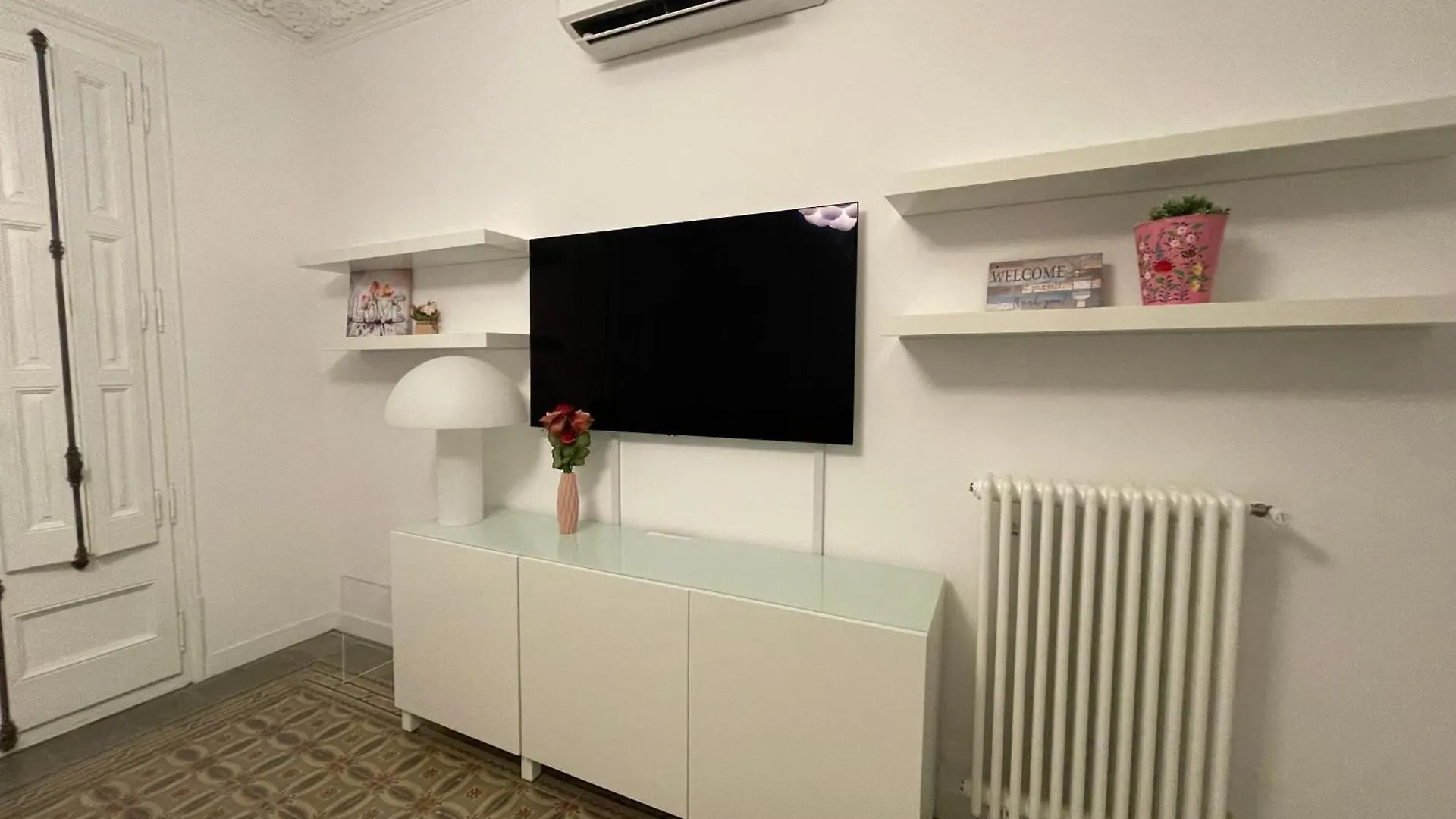 Bcn Centric Rooms Barcelona Spain